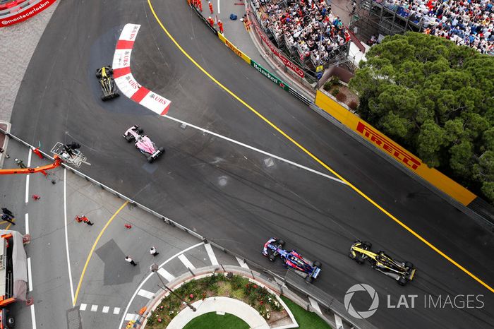 Carlos Sainz Jr., Renault Sport F1 Team R.S. 18, Sergio Perez, Force India VJM11, Pierre Gasly, Toro Rosso STR13 y Nico Hulkenberg, Renault Sport F1 Team R.S. 18