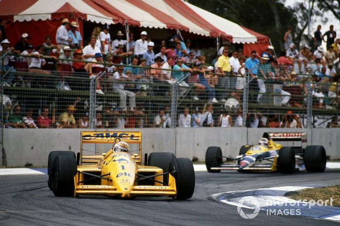 5. Lotus - 23 años, 5 meses y 9 días