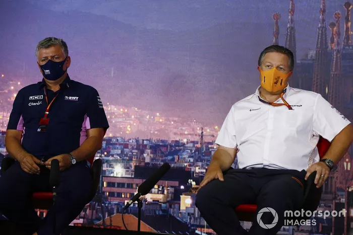 Zak Brown, Director Ejecutivo, McLaren y Otmar Szafnauer, Director del Equipo y CEO, Racing Point 