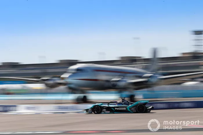 Mitch Evans, Jaguar Racing, Jaguar I-Type 4