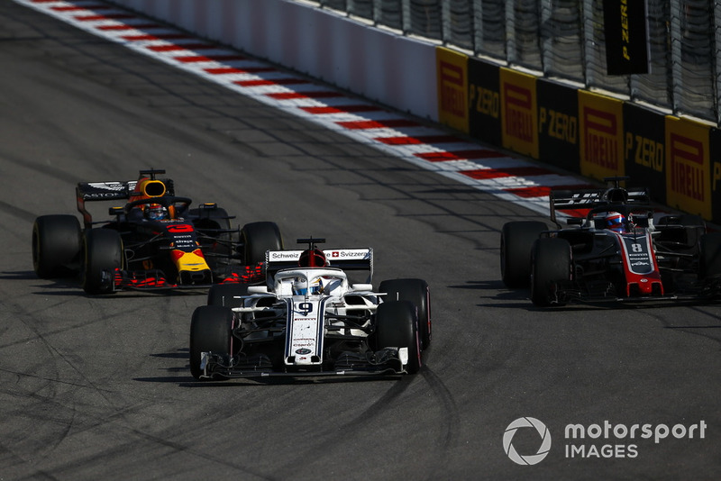 Marcus Ericsson, Sauber C37, Romain Grosjean, Haas F1 Team VF-18 and Daniel Ricciardo, Red Bull Racing RB14