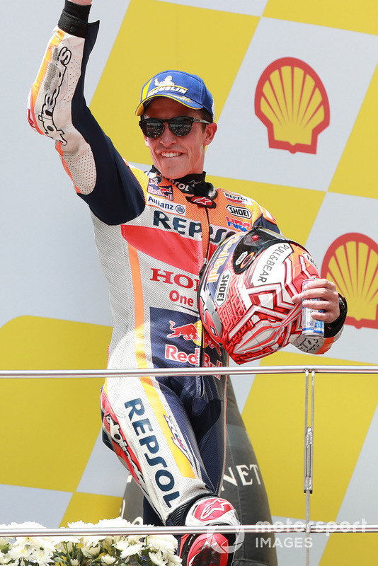 Подіум: переможець гонки Марк Маркес, Repsol Honda Team