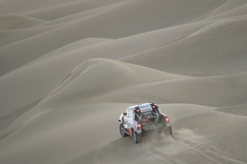 #301 Toyota Gazoo Racing Toyota Hilux: Nasser Al-Attiyah, Matthieu Baumel