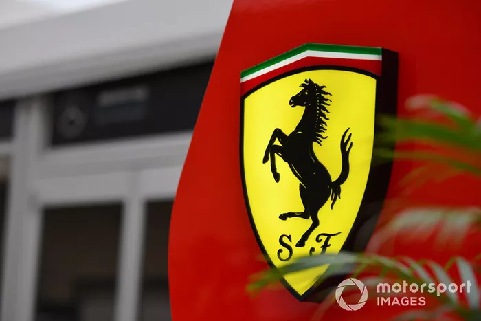 logo Ferrari