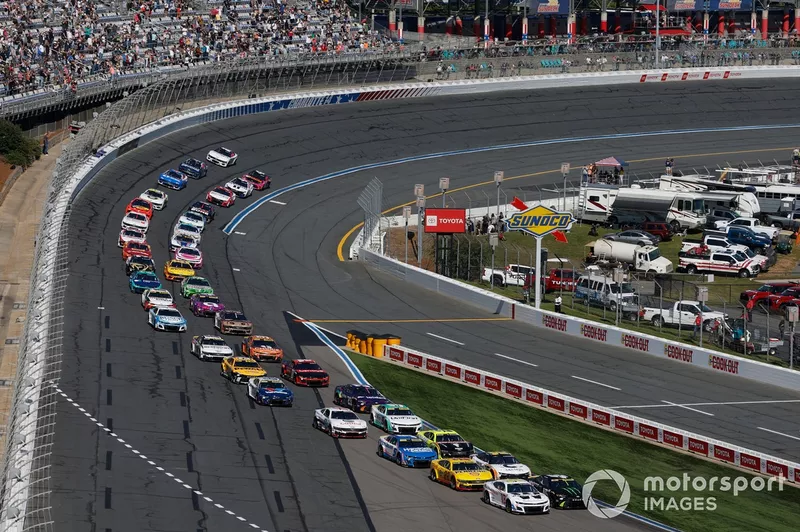 Shane Van Gisbergen, Kaulig Racing, WeatherTech Chevrolet Camaro, AJ Allmendinger, Kaulig Racing, Celsius Chevrolet Camaro, Joey Logano, Team Penske, Shell Pennzoil Ford Mustang, Tyler Reddick, 23XI Racing, Monster Energy Toyota Camry