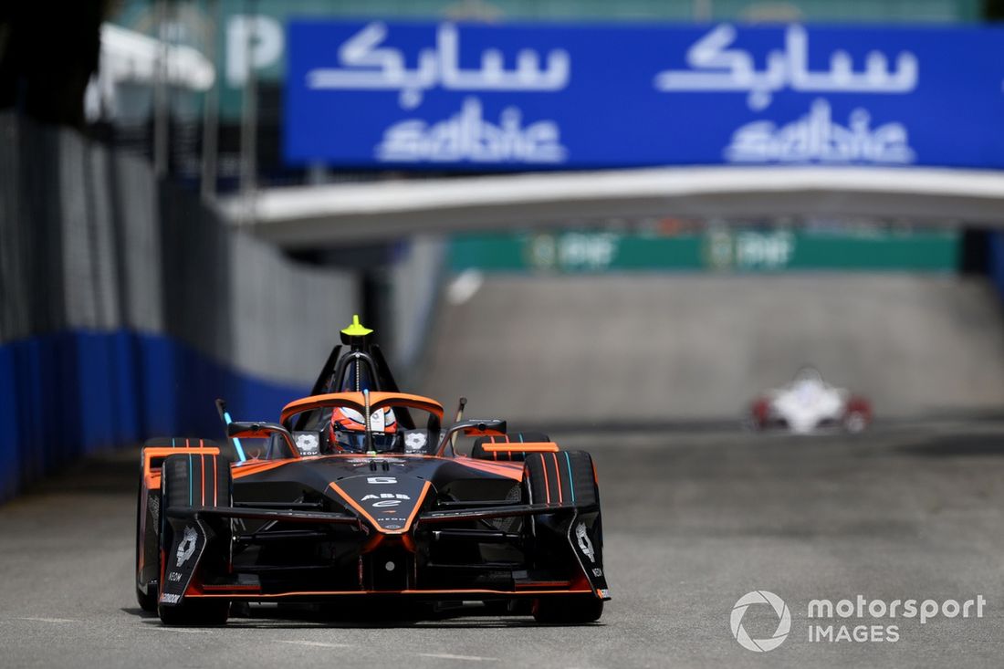 Taylor Barnard (5) NEOM McLaren Formula E Team Nissan e-4ORCE 05