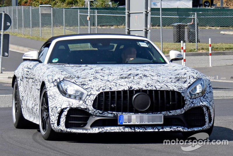 Mercedes-AMG GT-R Roadster