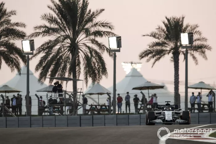 Daniil Kvyat, AlphaTauri AT01