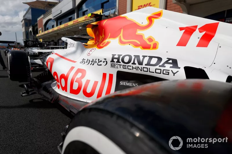 La nueva decoración del Red Bull Racing RB16B en Turquía
