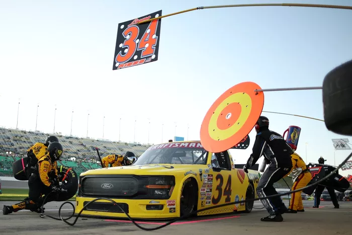 Layne Riggs, Front Row Motorsports Ford