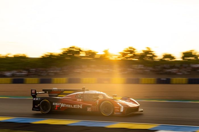  #311 Cadillac Whelen Cadillac V-SeriesR: Jack Aitken, Felipe Drugovich, Frederik Vesti