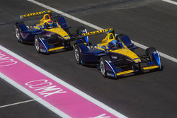 Николя Прост, Renault e.Dams и Себастьен Буэми, Renault e.Dams на пит-лейне