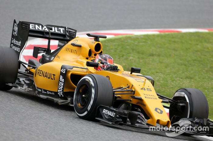Esteban Ocon prune el R16 de Renault Sport F1 Team, en la PL1 del GP de España 2016