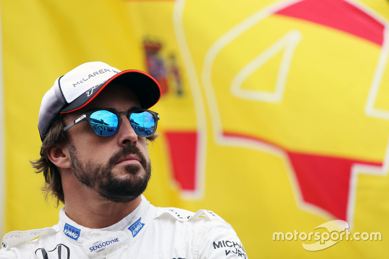 Fernando Alonso, McLaren op de grid