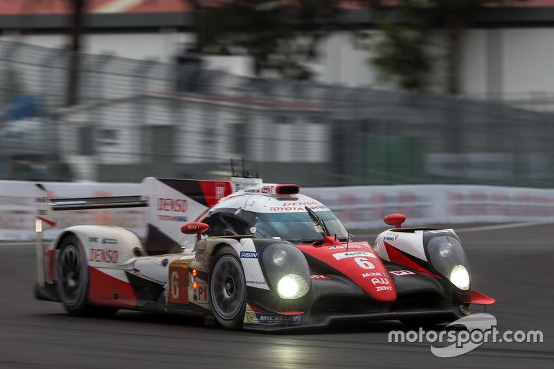 #6 Toyota Racing Toyota TS050 Hybrid: Stéphane Sarrazin, Mike Conway, Kamui Kobayashi