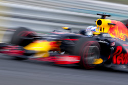 Даниэль Риккардо, Red Bull Racing RB12