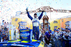 Sieger Jimmie Johnson, Hendrick Motorsports, Chevrolet