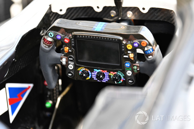 Mercedes-AMG F1 W09 steering wheel