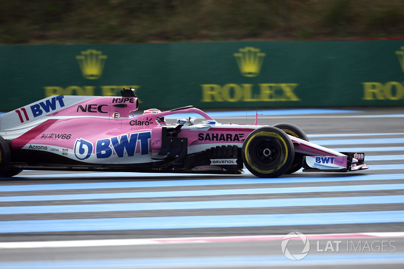 Sergio Perez, Force India VJM11 runs wide