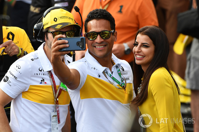 Aseel Al-Hamad, board member of the Saudi Arabian Motor Federation and FIA Saudi Arabia Representative of Women in Motorsport Commission on the grid