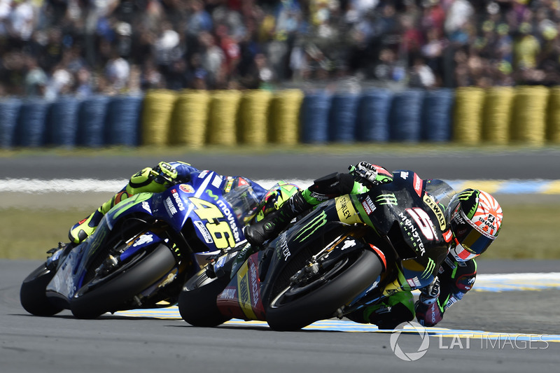 Жоан Зарко, Monster Yamaha Tech 3, и Валентино Росси, Yamaha Factory Racing