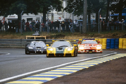 Энди Уоллес, Дерек Белл, Джастин Белл, Harrods Mach One Racing, McLaren F1 GTR (№51)