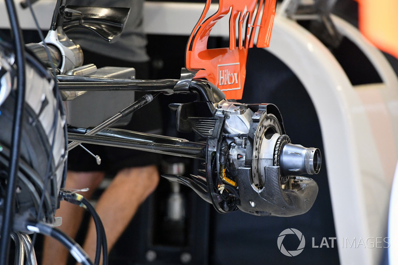 McLaren MCL32 detail achterwielophanging