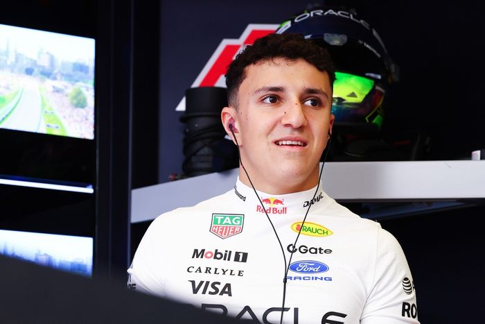 Isack Hadjar, Red Bull Racing