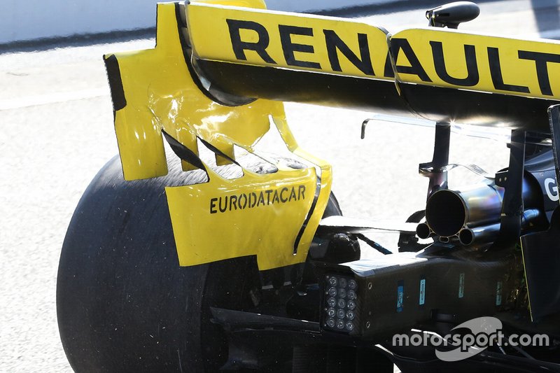 Renault end plate detail