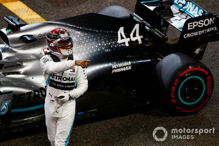 Ganador de la pole Lewis Hamilton, Mercedes AMG F1