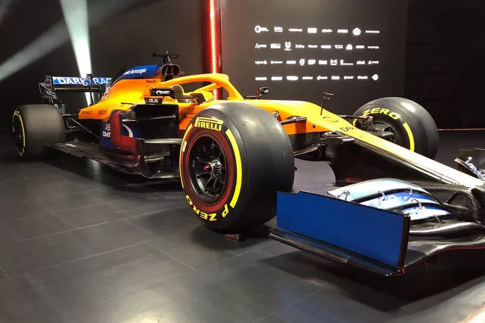 McLaren MCL35
