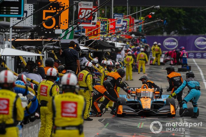 Felix Rosenqvist, Arrow McLaren SP Chevrolet, Pit Stop