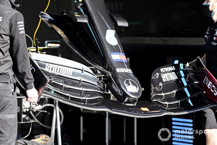 El alerón delantero del Mercedes F1 W11 