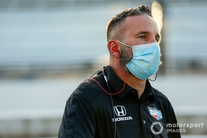 Meyer Shank Racing Honda crew member