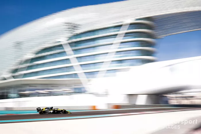 Fernando Alonso, Renault F1 Team R.S.20 