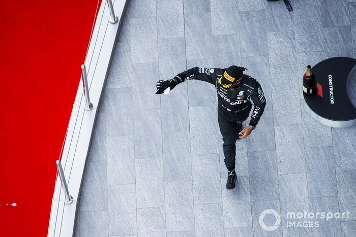 Podio: tercer lugar Lewis Hamilton, Mercedes-AMG F1