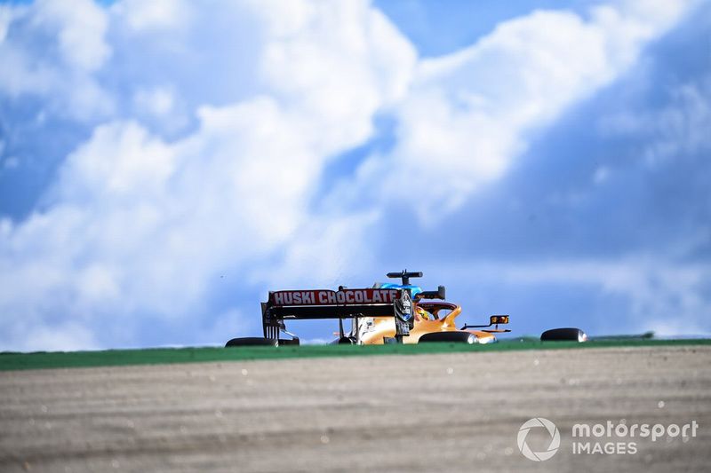 Carlos Sainz Jr., McLaren MCL35