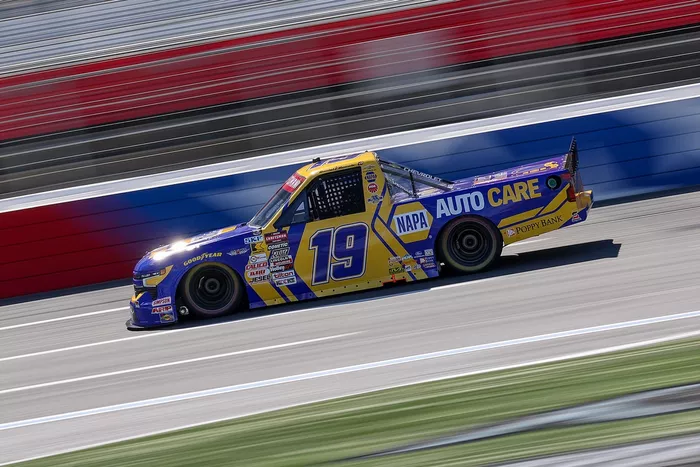 Daniel Hemric, McAnally-Hilgemann Racing