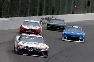 Denny Hamlin, Joe Gibbs Racing, Toyota Camry FedEx Office