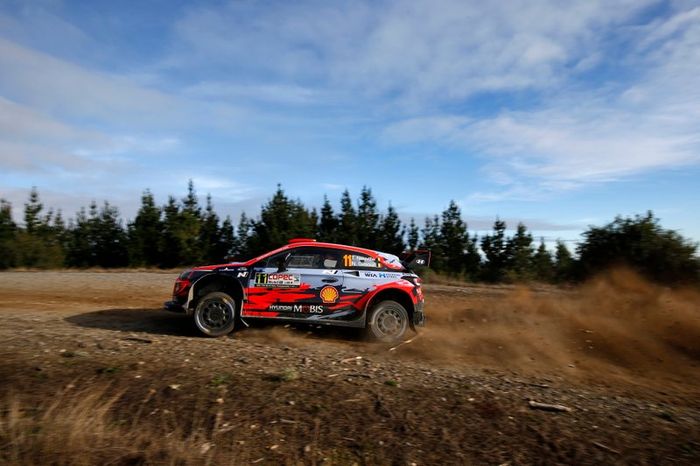 Thierry Neuville, Nicolas Gilsoul, Hyundai Motorsport Hyundai i20 Coupe WRC