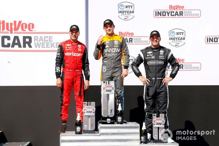 Podio: Will Power, Team Penske Chevrolet, Patricio O'Ward, Arrow McLaren SP Chevrolet, Scott McLaughlin, Team Penske Chevrolet