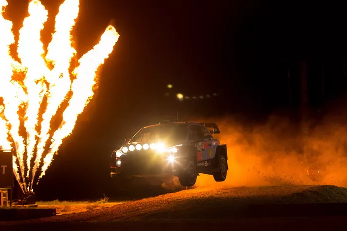 Thierry Neuville, Nicolas Gilsoul, Hyundai Motorsport Hyundai i20 Coupe WRC