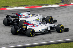 Temporada 2017 F1-malaysian-gp-2017-felipe-massa-williams-fw40-passes-lance-stroll-williams-fw40