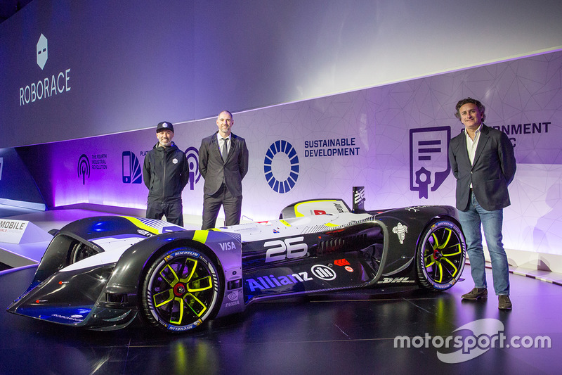 Denis Sverdlov, Daniel Simon and Alejandro Agag, RoboRace presentation