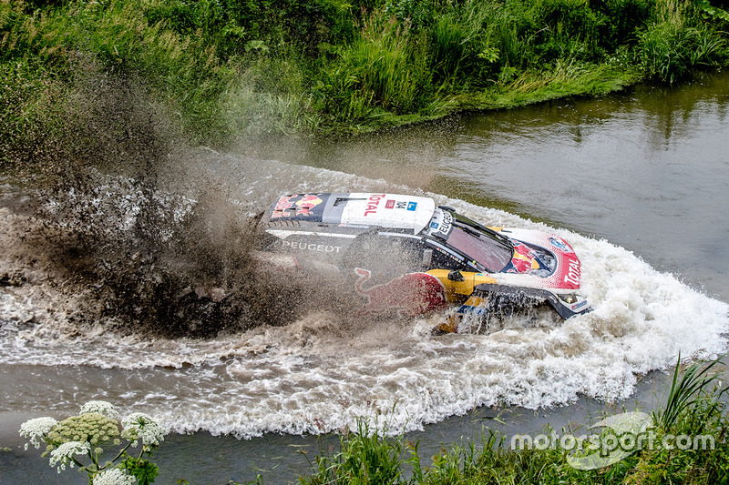 #104 Peugeot Sport Peugeot 3008 DKR: Sébastien Loeb, Daniel Elena