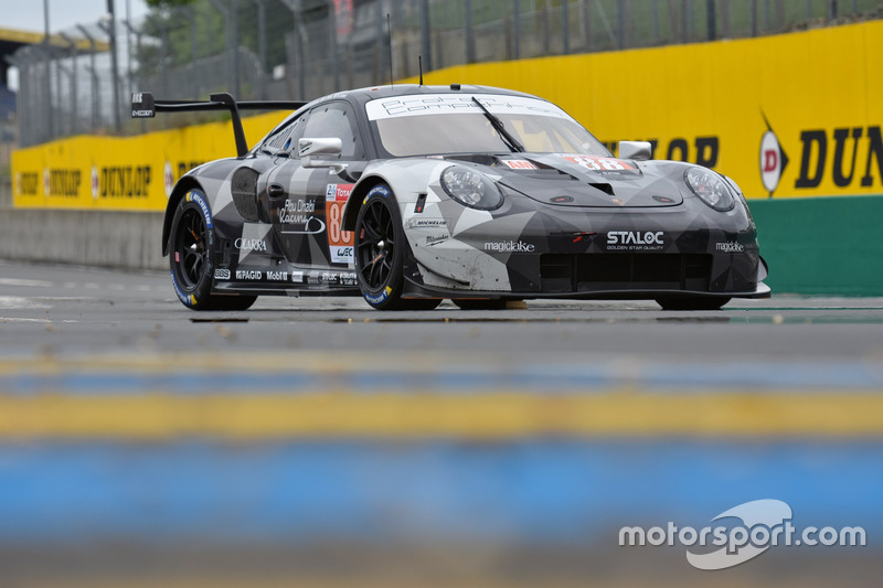 #88 Dempsey Proton Competition Porsche 911 RSR