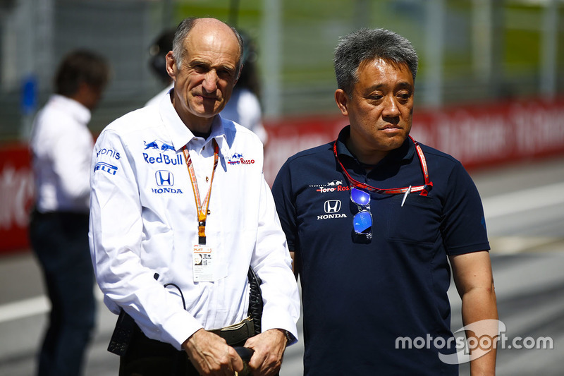 Керівник Toro Rosso Франц Тост, генеральний директор Honda Motorsport Масасі Ямамото