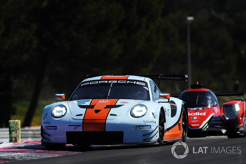 #86 Gulf Racing Porsche 911 RSR: Michael Wainwright, Benjamin Barker, Alexander Davison