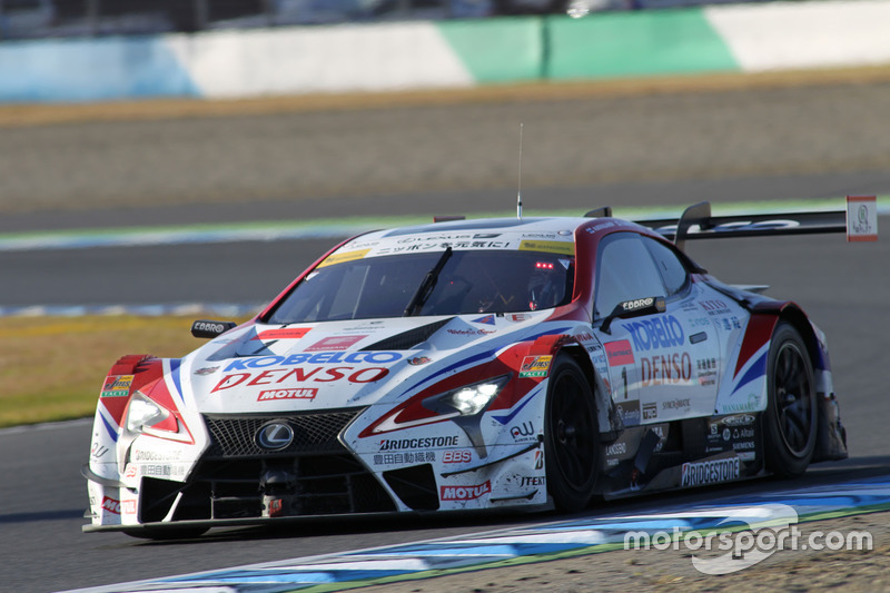 Камуи Кобаяши и <img src="https://cdn-4.motorsport.com/static/img/cfp/0/0/0/0/74/s3/finland-2.jpg" alt="" width="20" height="12" /> Хейкки Ковалайнен – Lexus Team SARD, №39 (Lexus LC 500)