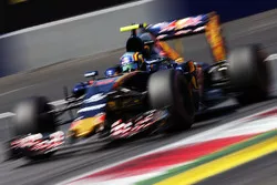 Carlos Sainz Jr., Scuderia Toro Rosso STR11